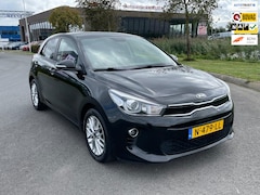 Kia Rio - 1.2 CVVT DynamicLine, Cam, Stoel-/stuurverw, Navi, Pdc, Cruise/Climate, Carplay, Volledig