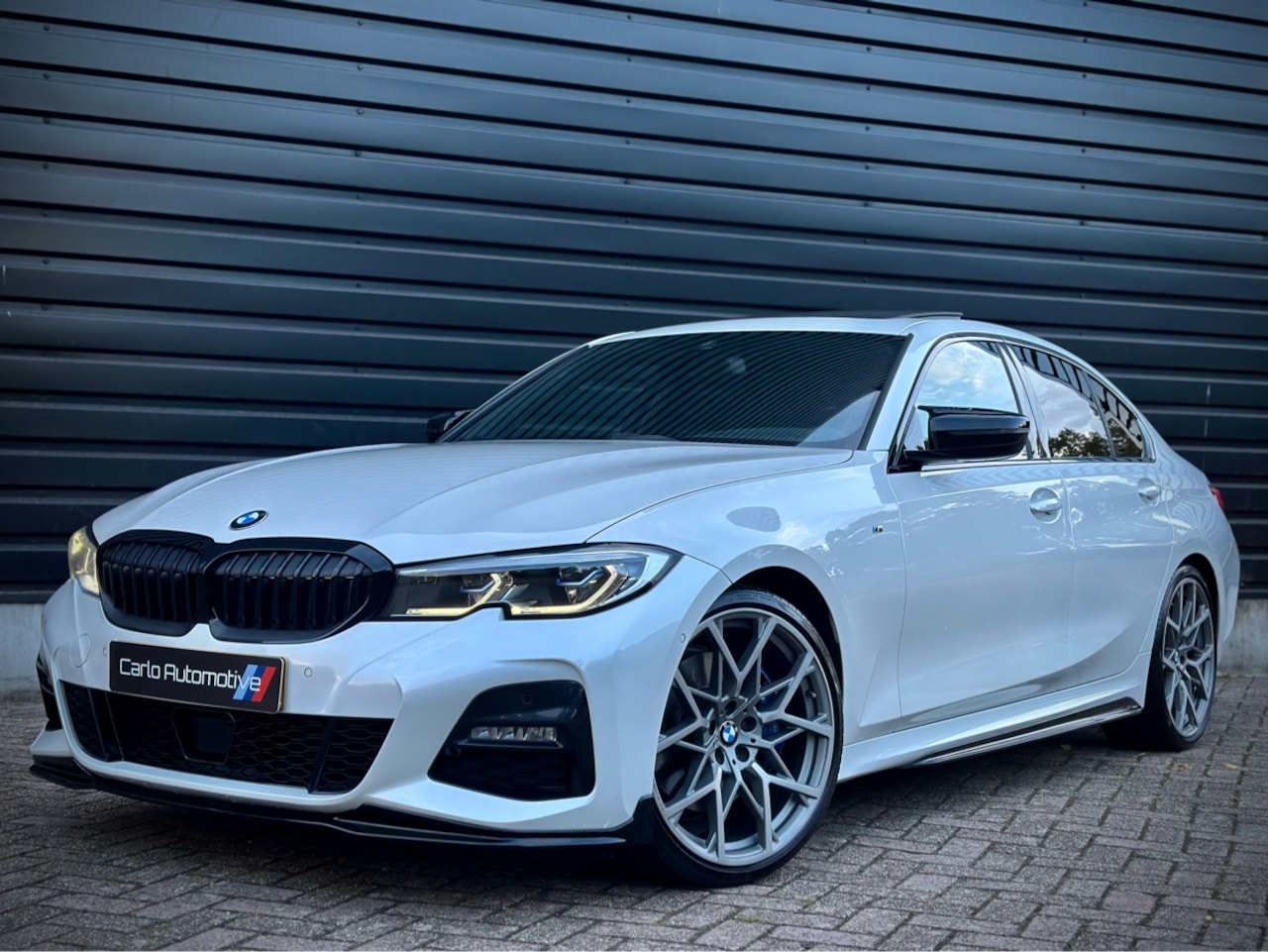 BMW 3-serie - 330i M-PERFORMANCE LASER|DAK|HEADUP|HiFi|20'' M - AutoWereld.nl