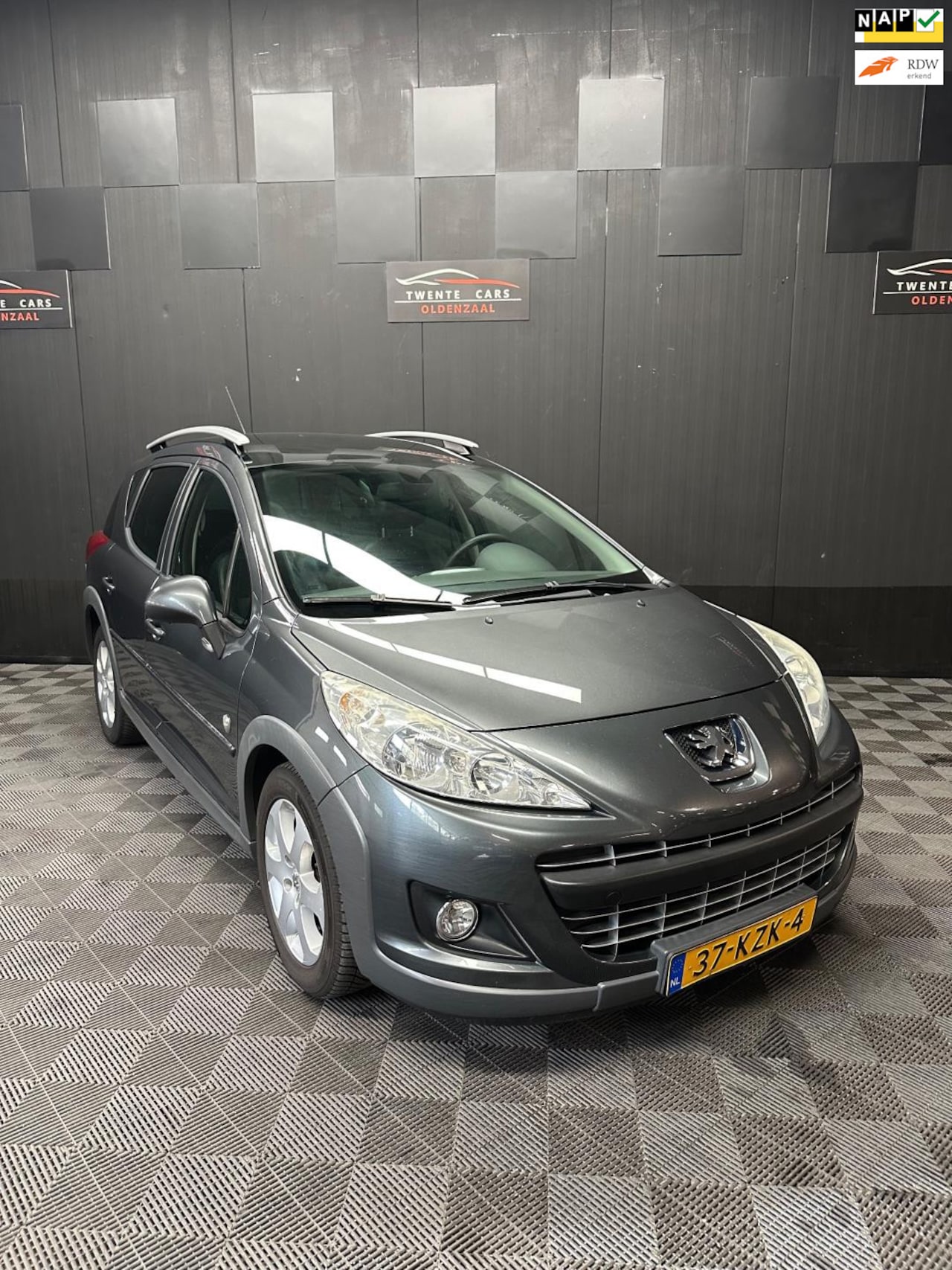 Peugeot 207 SW Outdoor - 1.6 VTi | Leder | Clima | Pano | Nieuwe APK | - AutoWereld.nl
