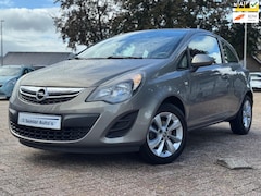 Opel Corsa - 1.4-16V Cosmo AIRCO CRUISE CTRL HALF LEDER LMVELGEN