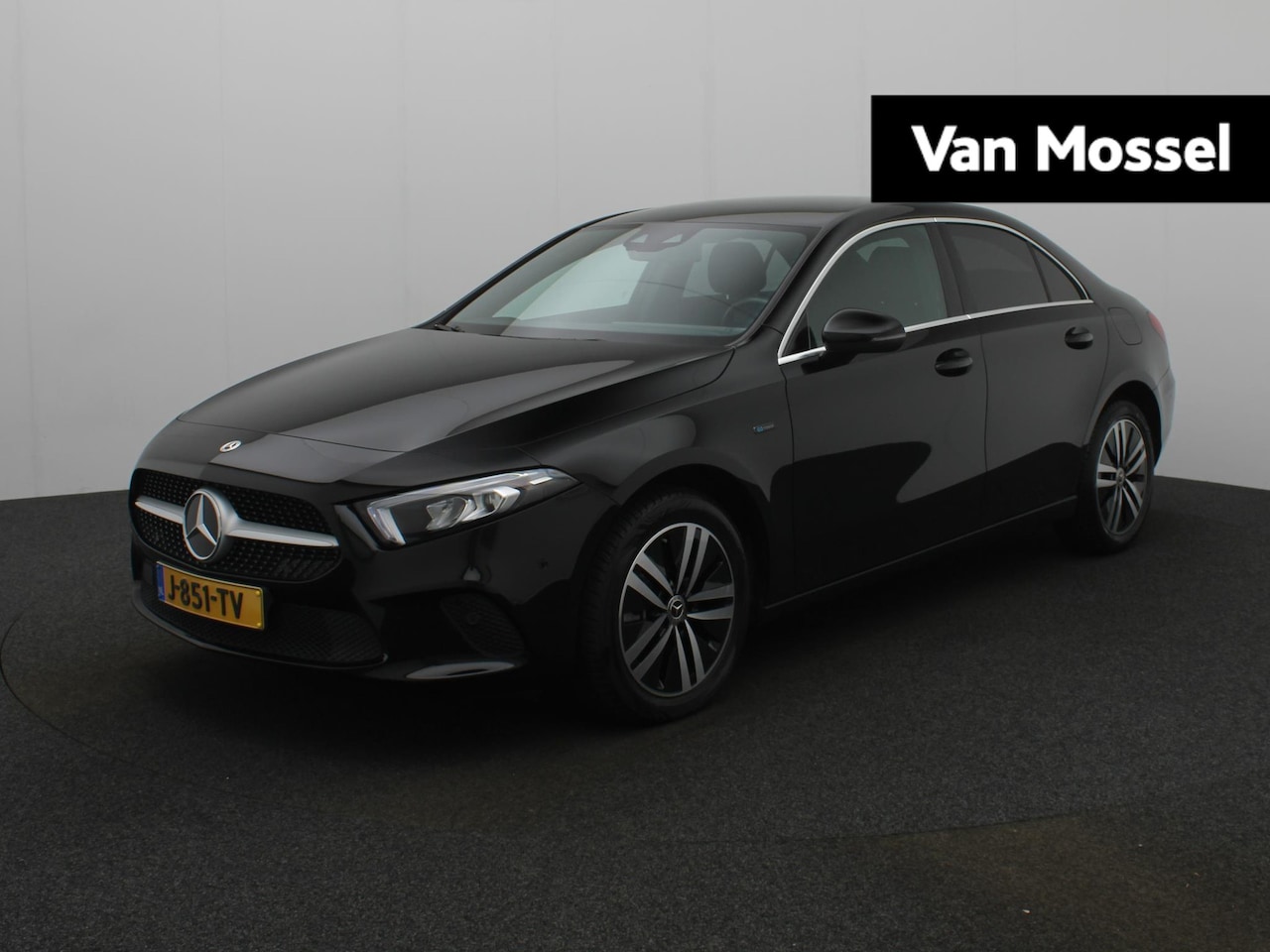 Mercedes-Benz A-klasse - Limousine 250e Business Solution | Sfeerlicht | Wide Screen Navi | Camera | Leder | Stoelv - AutoWereld.nl