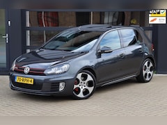 Volkswagen Golf - 2.0 GTI | NAP | Dealer Onderhouden | Pano | Navi | Xenon | Cruise | Dynaudio | Sensoren |