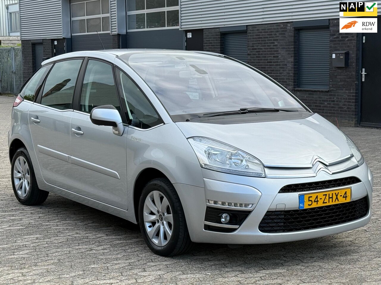 Citroën C4 Picasso - 1.6 VTi Collection CLIMA CRUISE NAVI PDC LED NAP nw APK - AutoWereld.nl