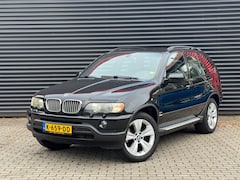 BMW X5 - X5 4.4i 286pk | Leder | Clima | Navi | PDC | Stoelverw. | Orig. Trekhaak | LMV