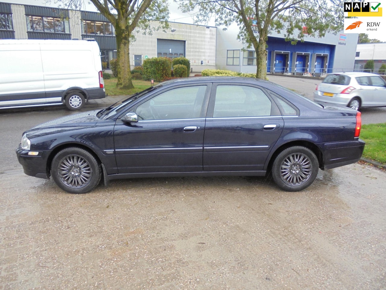 Volvo S80 - 2.4 Momentum Graphite APK nieuw - AutoWereld.nl