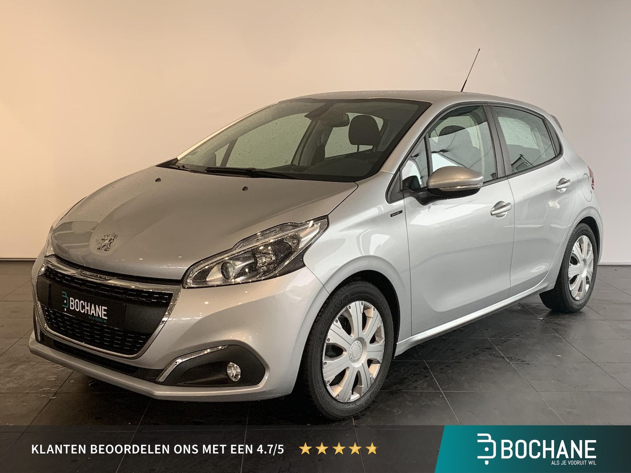 Peugeot 208 - 1.2 PureTech Signature TREKHAAK | PARKEERSENSOREN ACHTER | AIRCONDITIONING - AutoWereld.nl