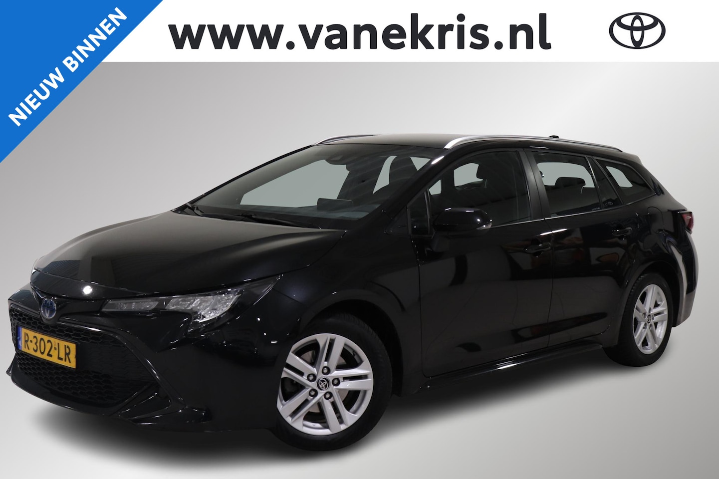 Toyota Corolla Touring Sports - 1.8 Hybrid Active 1.8 Hybrid Active, Trekhaak, Apple Carplay/Android Auto, Lm velgen! - AutoWereld.nl