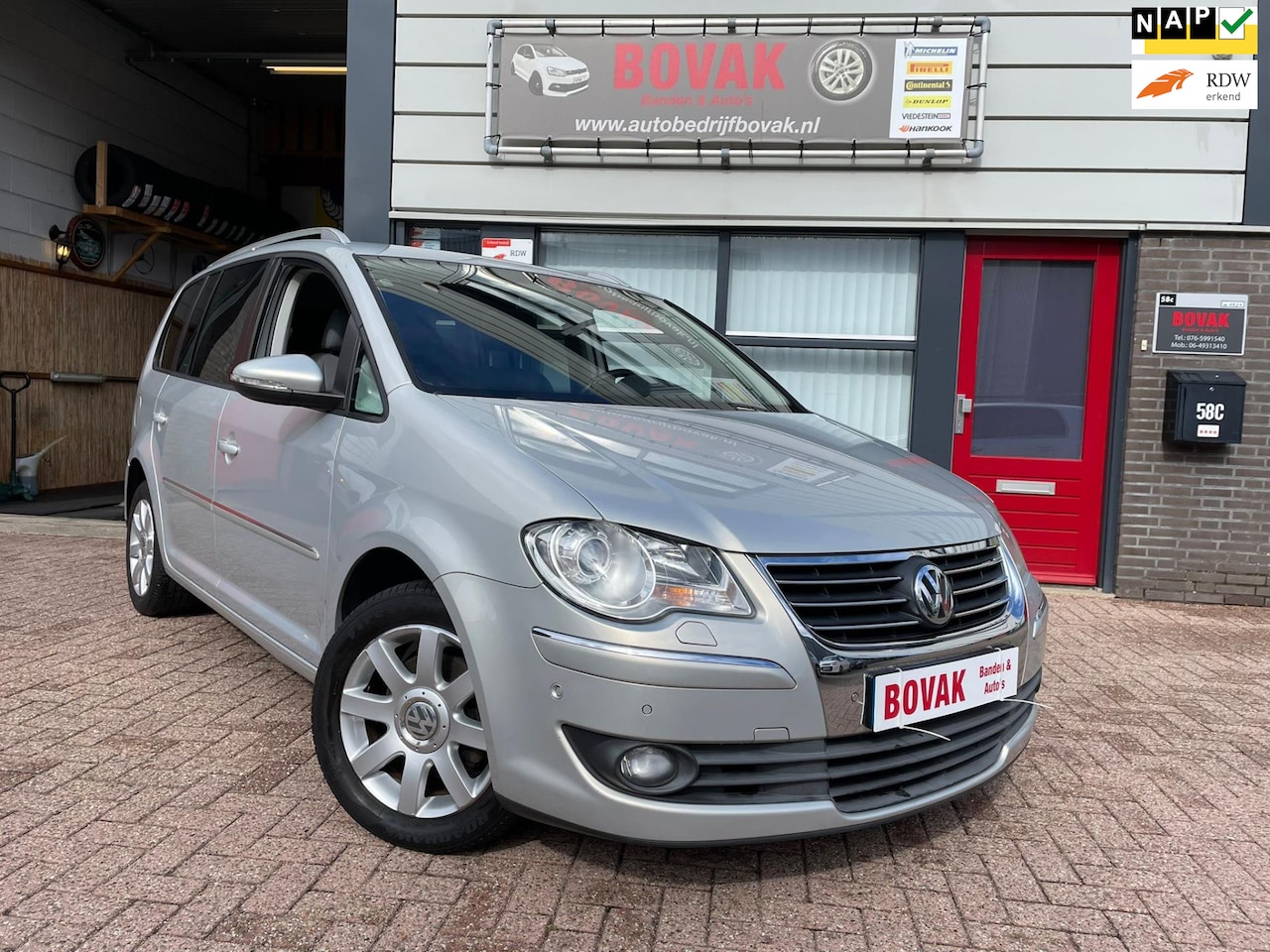 Volkswagen Touran - 1.4 TSI Trendline AUTOMAAT - AutoWereld.nl