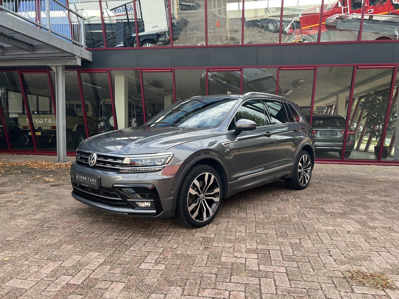Volkswagen Tiguan - 2.0 TSI 4Motion Highline Business R | 3x R-line | Full-option | - AutoWereld.nl