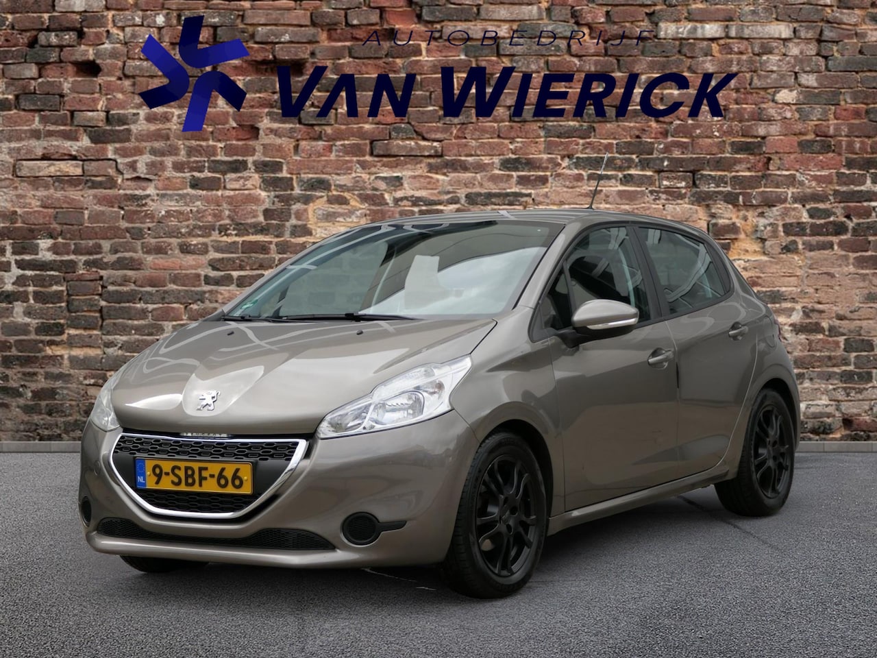 Peugeot 208 - 1.4 VTi Active 95PK! 5-Deurs | Cruise | Nette Staat - AutoWereld.nl