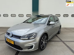 Volkswagen Golf - 1.4 TSI GTE Pano Leder