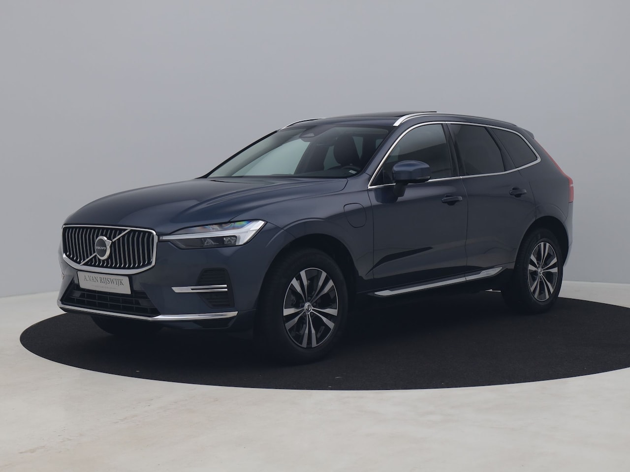 Volvo XC60 - 2.0 Recharge T6 AWD Business Pro | FACELIFT | PANO | CAMERA | KEYLESS | MEMORY | STOEL- EN - AutoWereld.nl