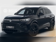 Volkswagen Tiguan - R-Line Edition 1.5 TSI eHybrid 272pk DSG Automaat Black Style, Trekhaak, Panoramadak, Adap