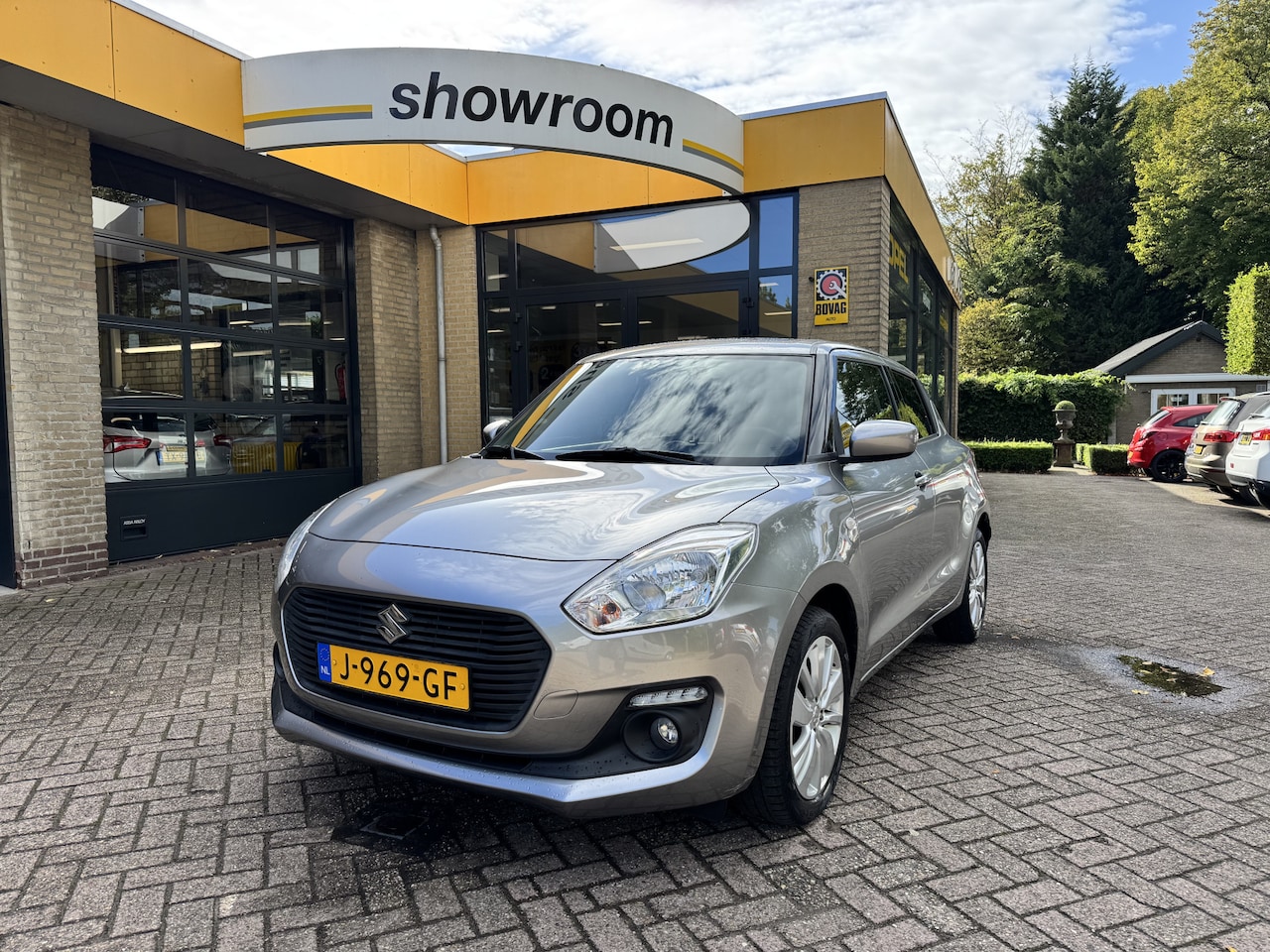 Suzuki Swift - 1.2 Select Automaat Airco Camera Carplay - AutoWereld.nl