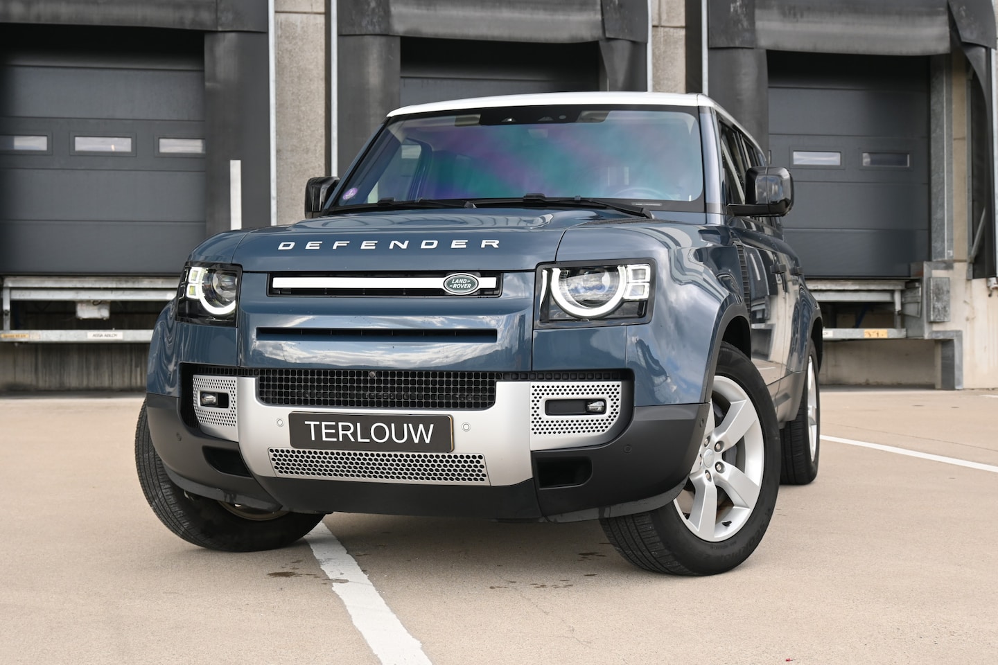 Land Rover Defender 110 - 2.0 P400e 110 S 2.0 P400e 110 S - AutoWereld.nl