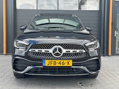 Mercedes-Benz GLA-Klasse - 250 e AMG Line Adaptive|Camera|Head|Pano|