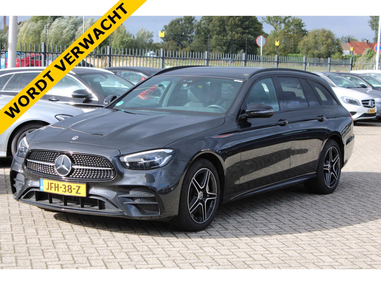 Mercedes-Benz E-klasse Estate - 300e AMG LINE NIGHT PAKKET MEMORY BURMESTER SFEER TREKHAAK - AutoWereld.nl