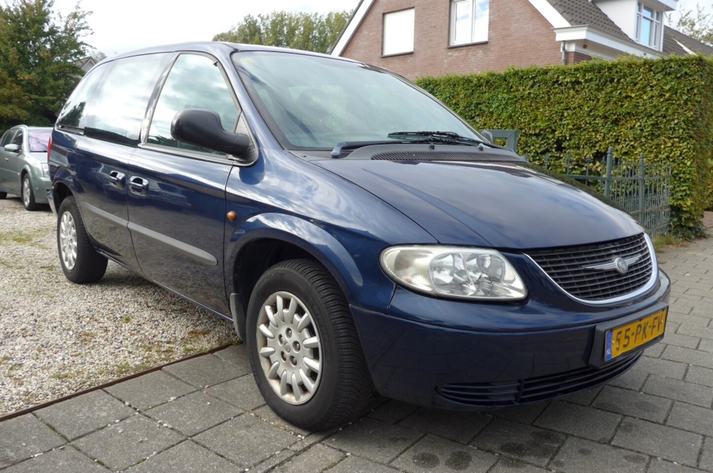 Chrysler Voyager - 3.3i V6 SE Luxe 3.3i V6 SE Luxe - AutoWereld.nl