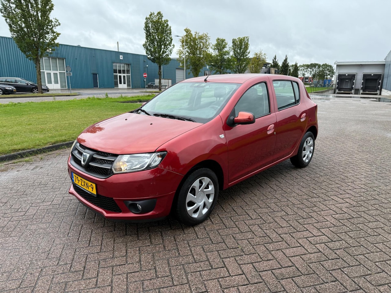Dacia Sandero - Van de eerste eigenaar !!! - AutoWereld.nl