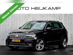 Volkswagen Tiguan - 1.5 TSI ACT Highline Business R | Pano-dak | Trekhaak | NL-Auto |