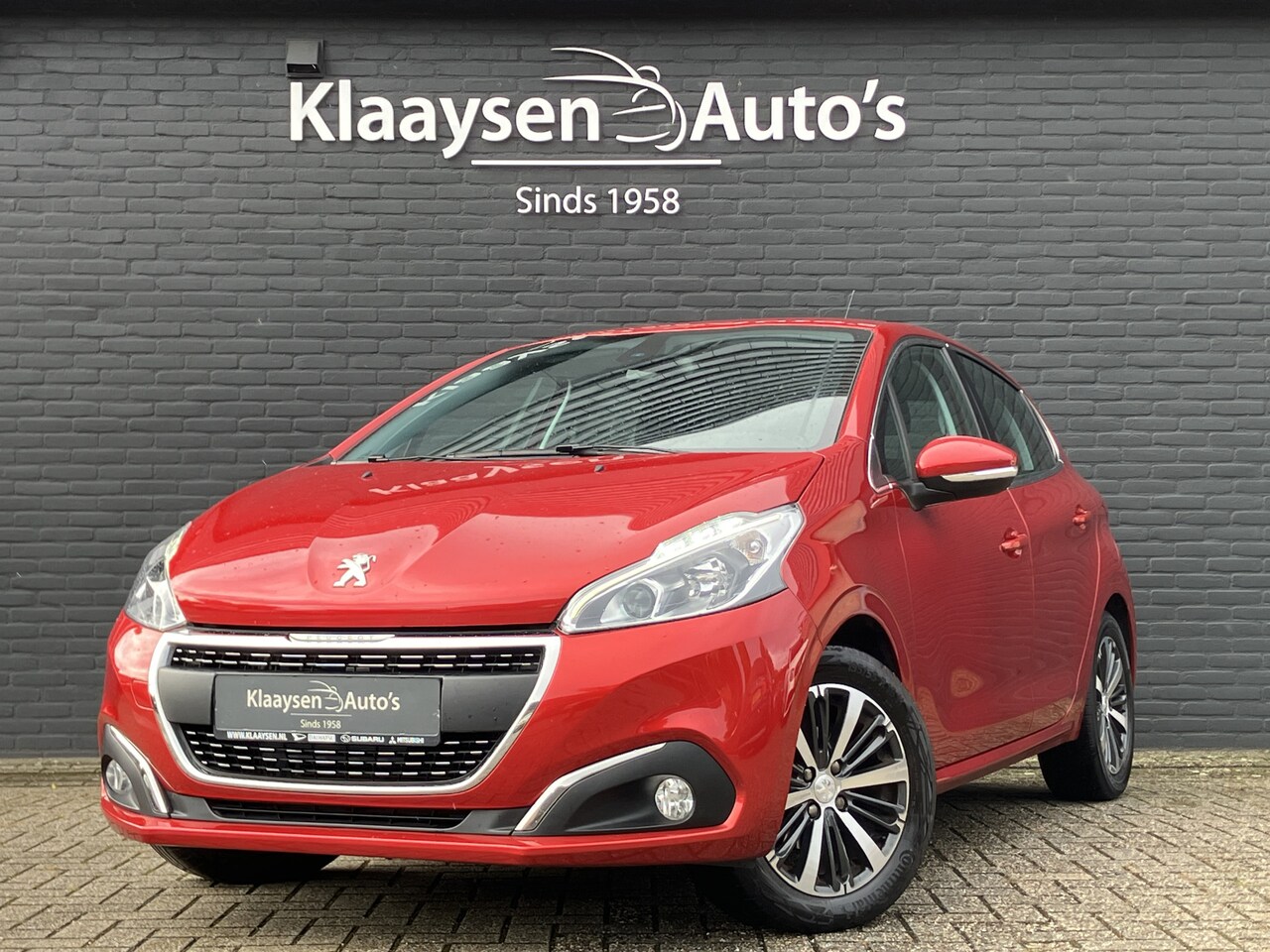 Peugeot 208 - 1.2 PureTech Allure 110 pk AUT. | 1e eigenaar | dealer onderhouden | navigatie | camera | - AutoWereld.nl