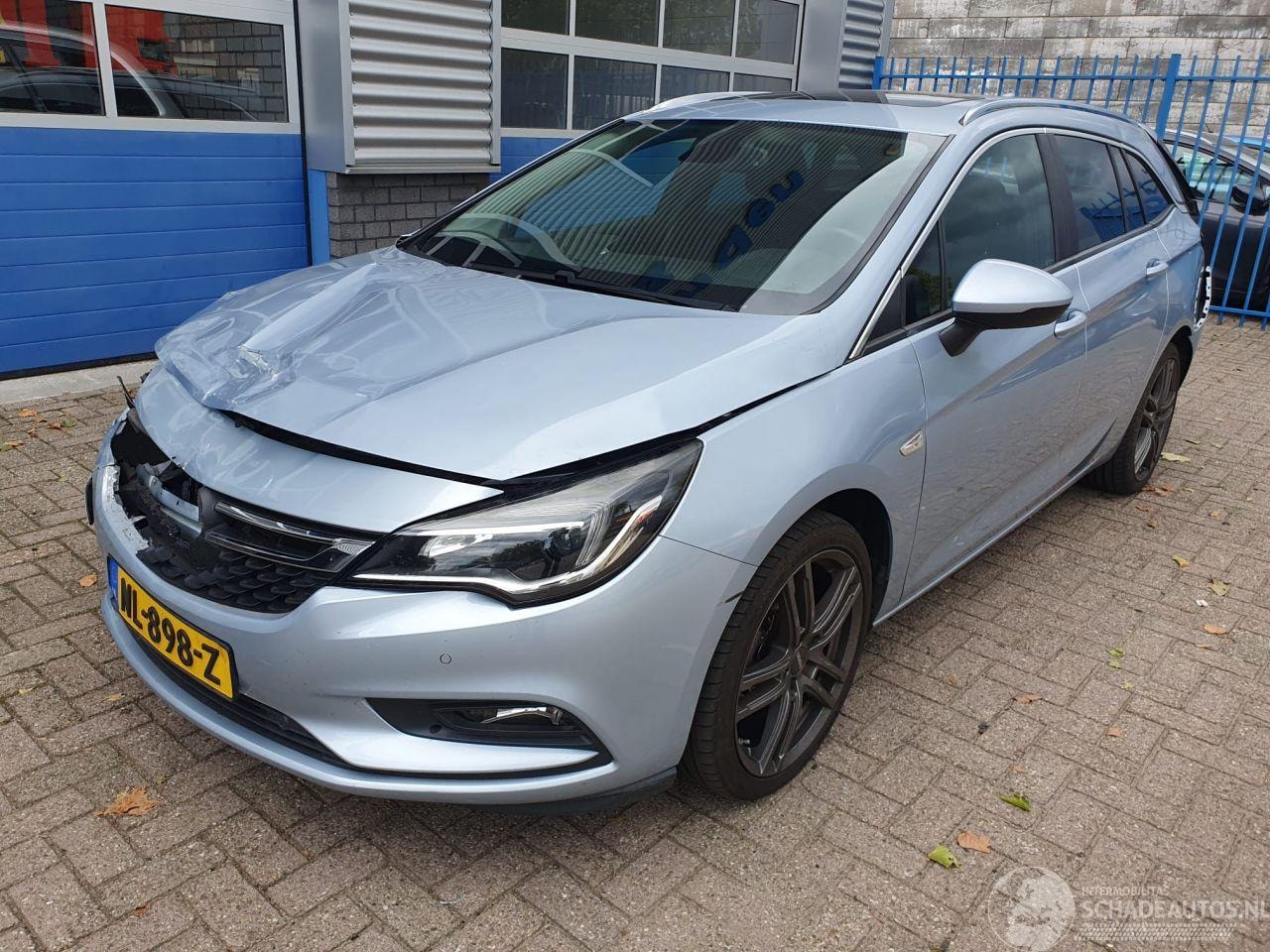 Opel Astra Sports Tourer - 1.4 Online Edition 1.4 Online Edition - AutoWereld.nl