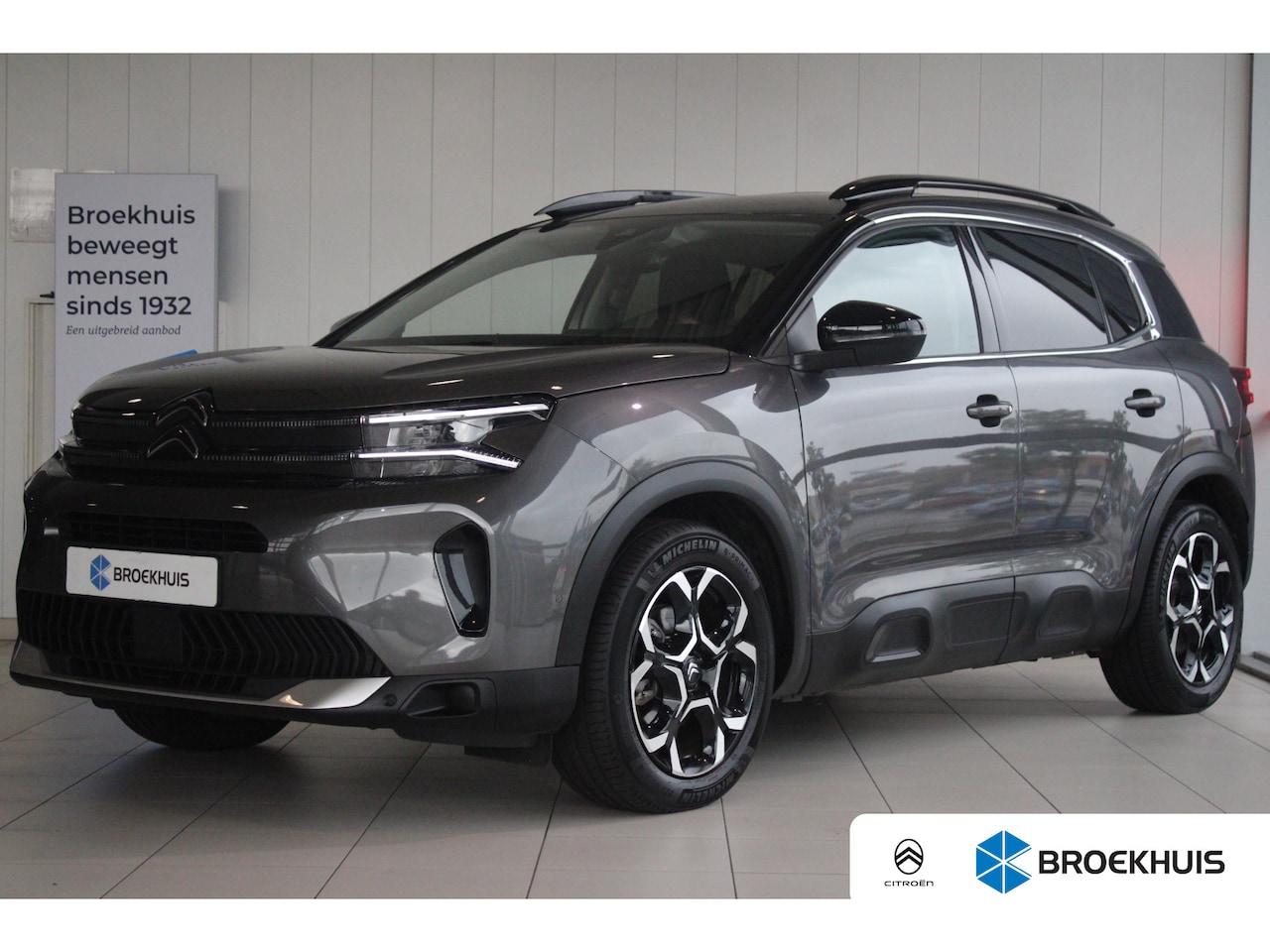 Citroën C5 Aircross - 1.2 Hybrid 136-PK Plus PARKEERCAMERA | STOELVERWARMING | ELEKTRISCH VERSTELBARE STOEL | NA - AutoWereld.nl