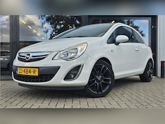 Opel Corsa - 1.4-16V 101pk Color Edition + 17inch + STUUR.STOELVERW. + LEDER PAKKET + AIRCO