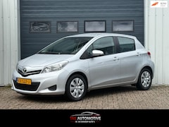 Toyota Yaris - 1.3 VVT-i Aspiration AUTOMAAT / CLIMA / APK