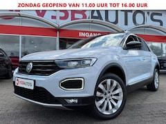 Volkswagen T-Roc - 1.5 TSI ACT. 150PK HALF-LEER DIGITALE-SCHERM NAVI CARPLAY AIRCO LMV PDC