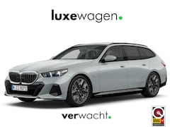 BMW 5-serie Touring - 520i M-Sport Pano Trekh ACC 360 B&W HUD 21inch Stoelventilatie