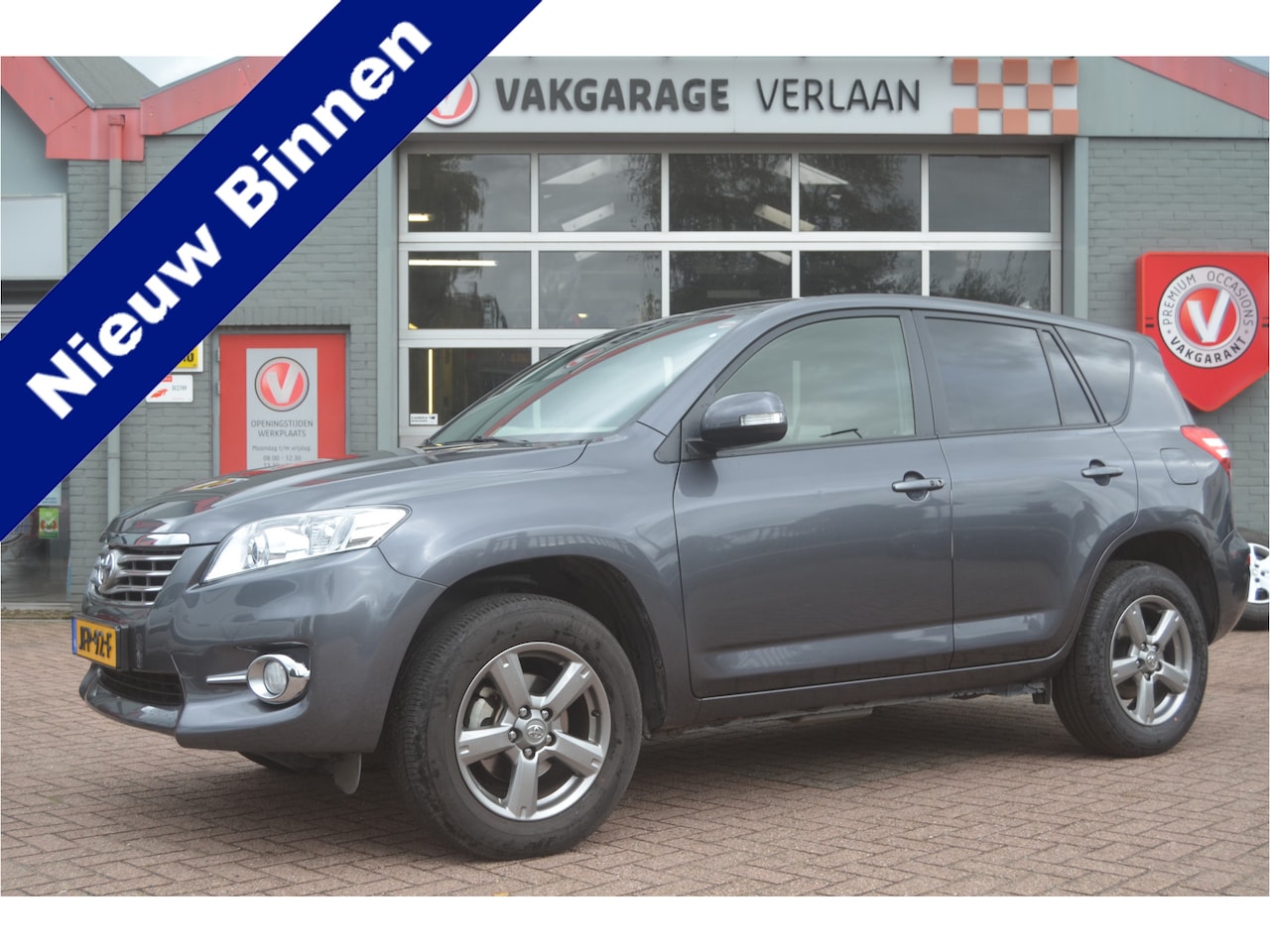 Toyota RAV4 - 2.0 VVTi nav. camera 12 mnd. gar. - AutoWereld.nl