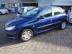 Peugeot 206 - 1.4 XR