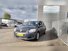 Toyota Auris - 1.6-16V Sol