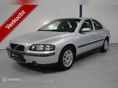 Volvo S60 - 2.4 Edition LEER / AUTOMAAT