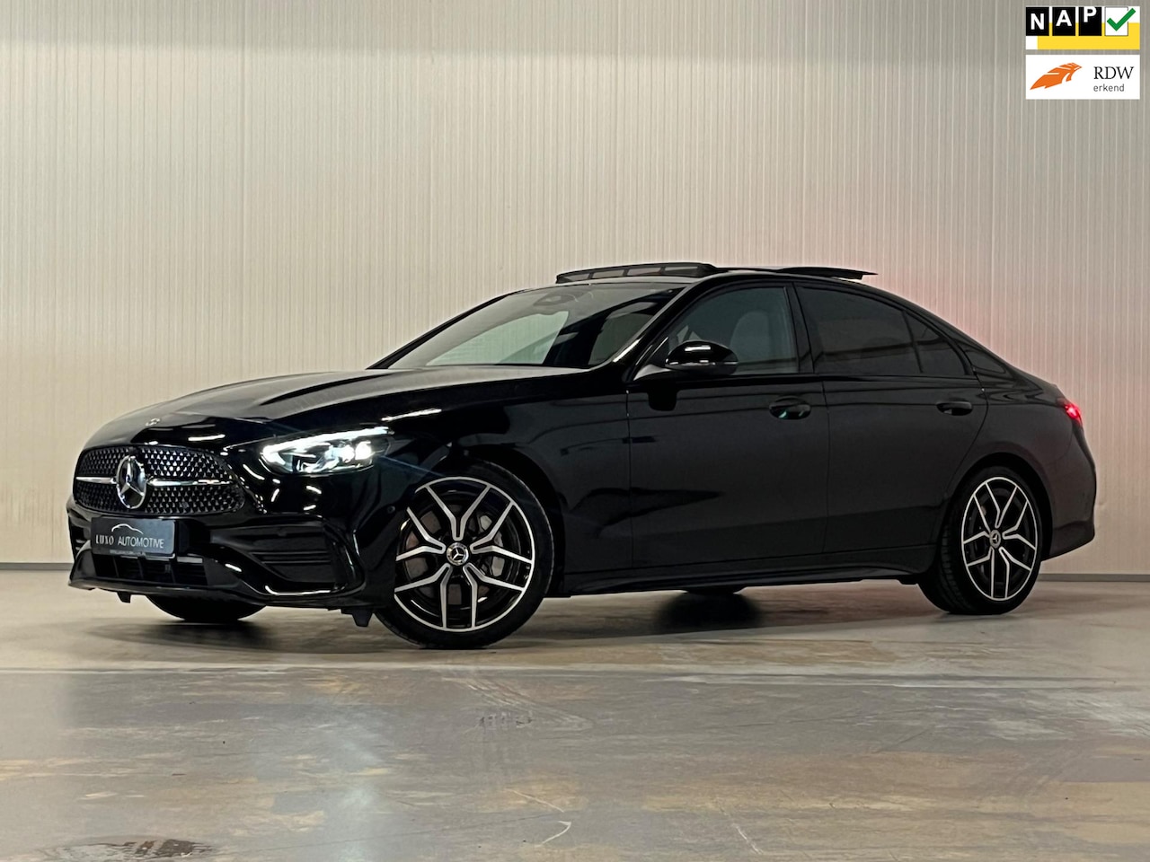 Mercedes-Benz C-klasse - 300 AMG Line | PANO | LEDER | CAMERA | VOL OPTIES - AutoWereld.nl