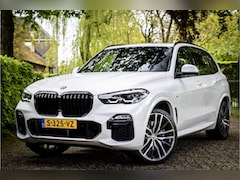 BMW X5 - xDrive45e M Sport Parelmoerwit Individual Panorama 360 Camera 22" Trekhaak