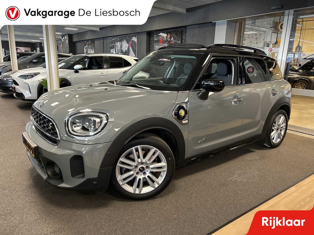 MINI Countryman - 2.0 Cooper S E ALL4 Business Edition Mini 2.0 Cooper S E ALL4 Business Edition,pano,navi,face lift,head up,stoelverw - AutoWereld.nl