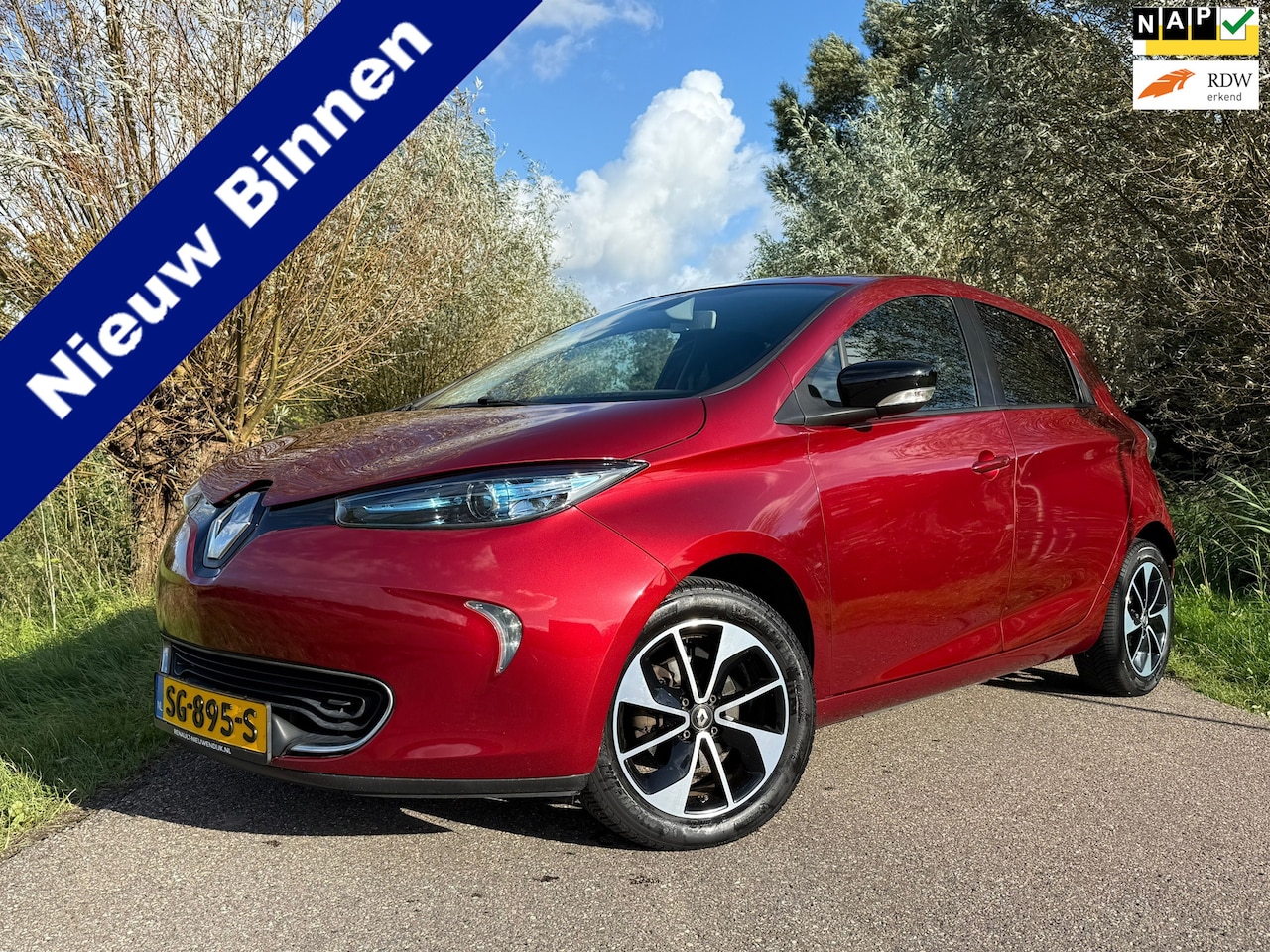Renault Zoe - R90 Intens 41 kWh Automaat | KOOP ACCU! | Navi | Stoelverwarming | Key-Less | Clima | 16" - AutoWereld.nl