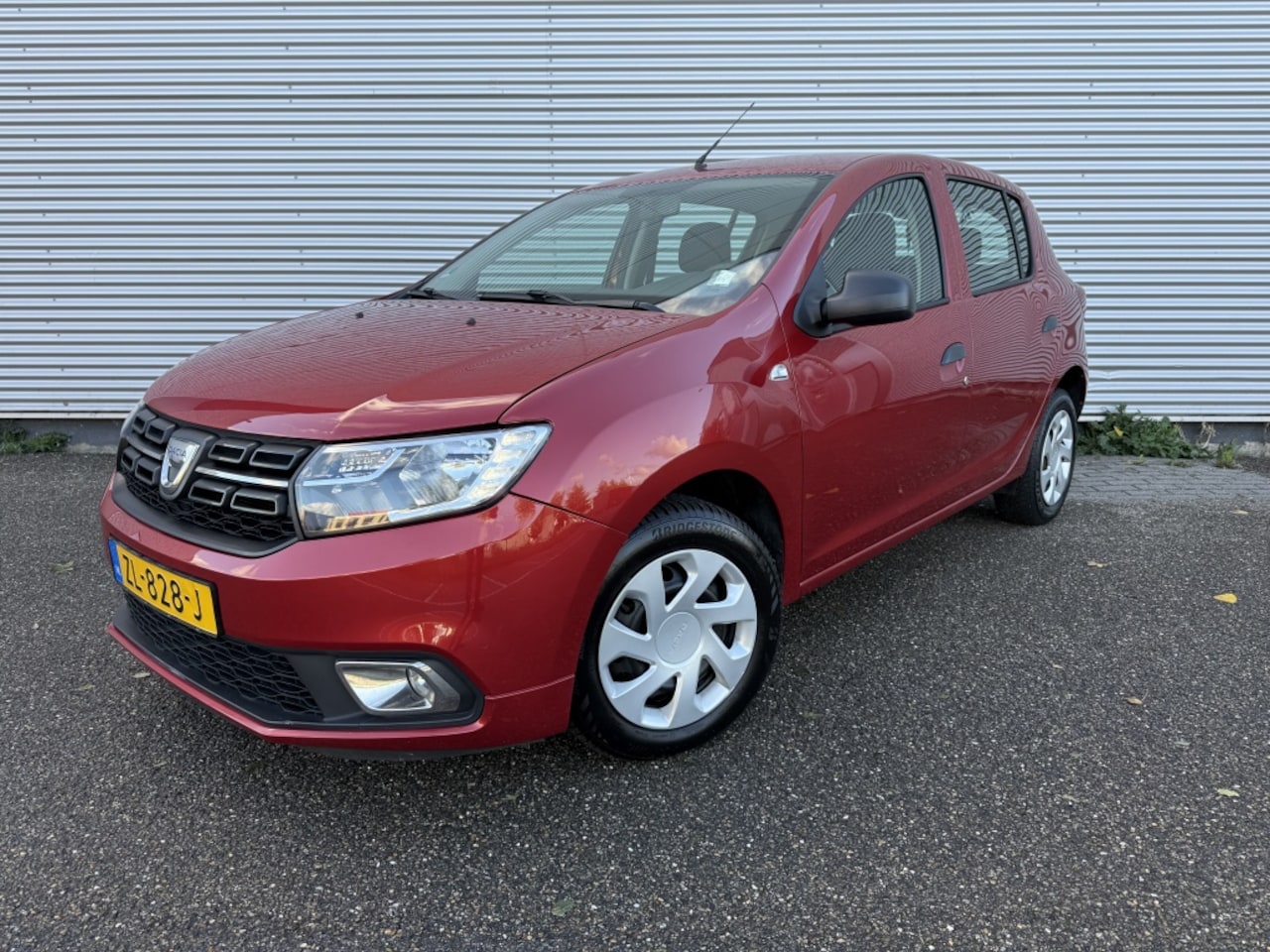 Dacia Sandero - 0.9 TCe Laureate Airco Lage KM stand nette auto! - AutoWereld.nl