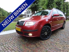 Skoda Fabia Combi - 1.4-16V Spirit+ Airco Cruisecontrol Trekhaak*Goed Onderhouden*Apk t/m 20-10-2026