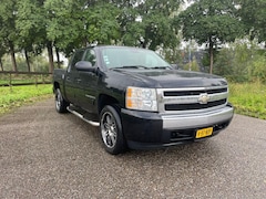 Chevrolet Silverado - Pick-up Automaat V8 Airco DubbelCabineBenzine Grijskenteken Bestelauto