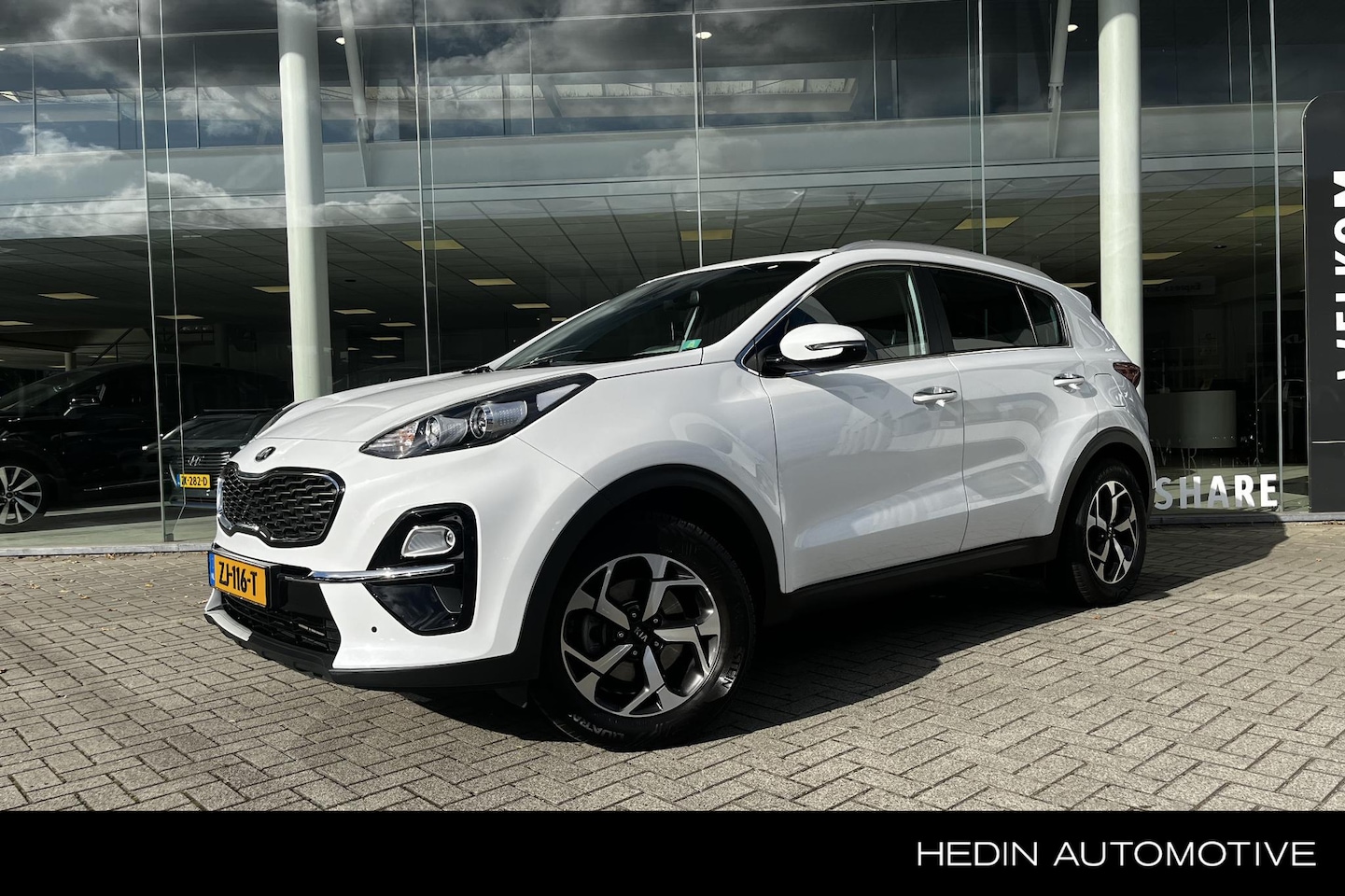 Kia Sportage - 1.6 GDI DynamicLine Nav | Climate Control | Cruise Control | Lane Assist | Achteruitrijcam - AutoWereld.nl