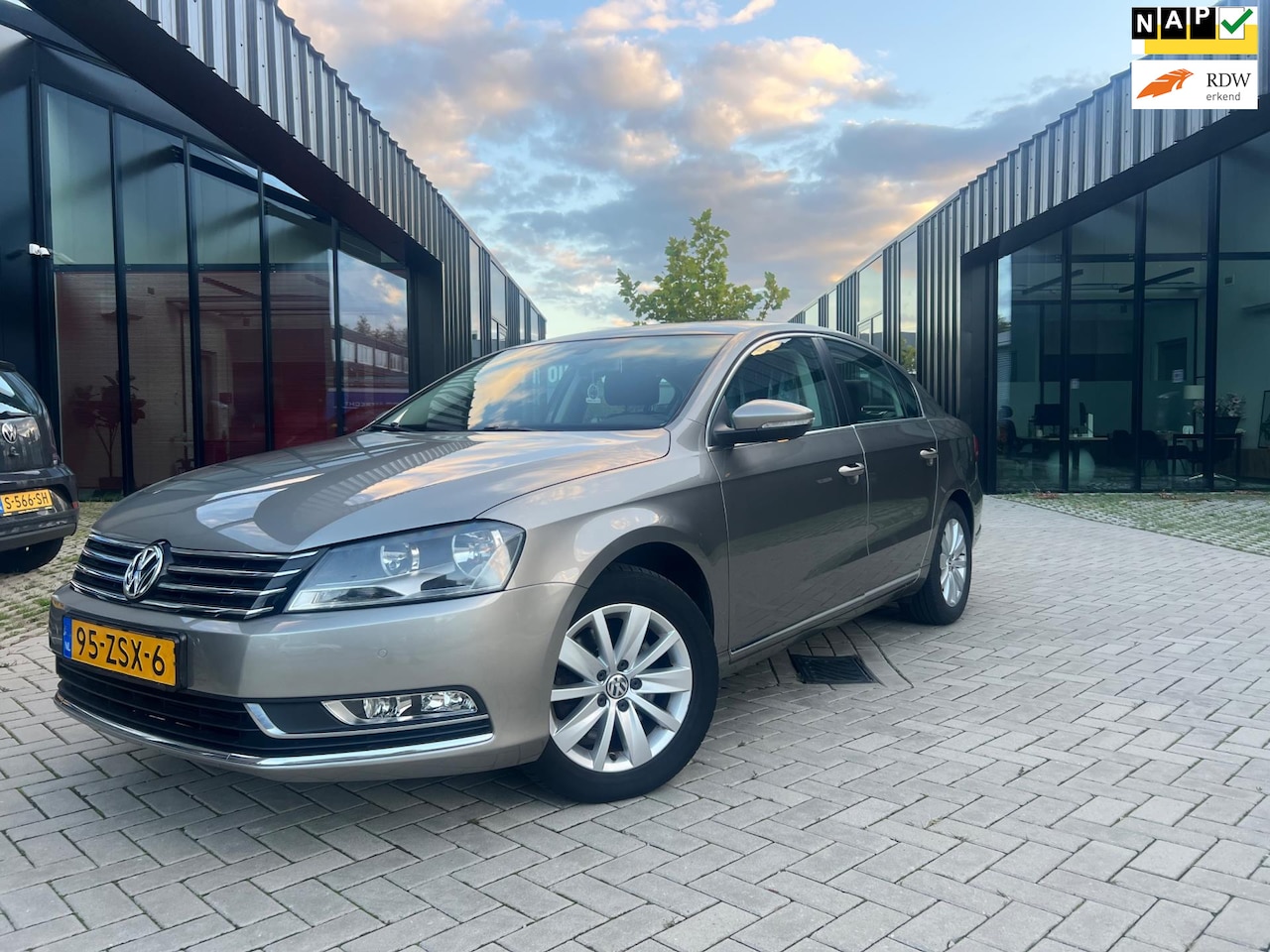 Volkswagen Passat - 1.4 TSI Comfortline Clima Navi Cruise NL Auto NAP - AutoWereld.nl