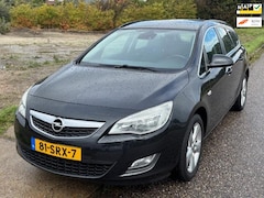 Opel Astra Sports Tourer - 1.4 Turbo Edition ECC Audio-CD/MP3 Navigatie LMV 17" PDC ESP Cruisecontrol Trekhaak Dealer