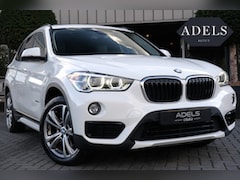 BMW X1 - sDrive18i High Executive Automaat Panodak Leder