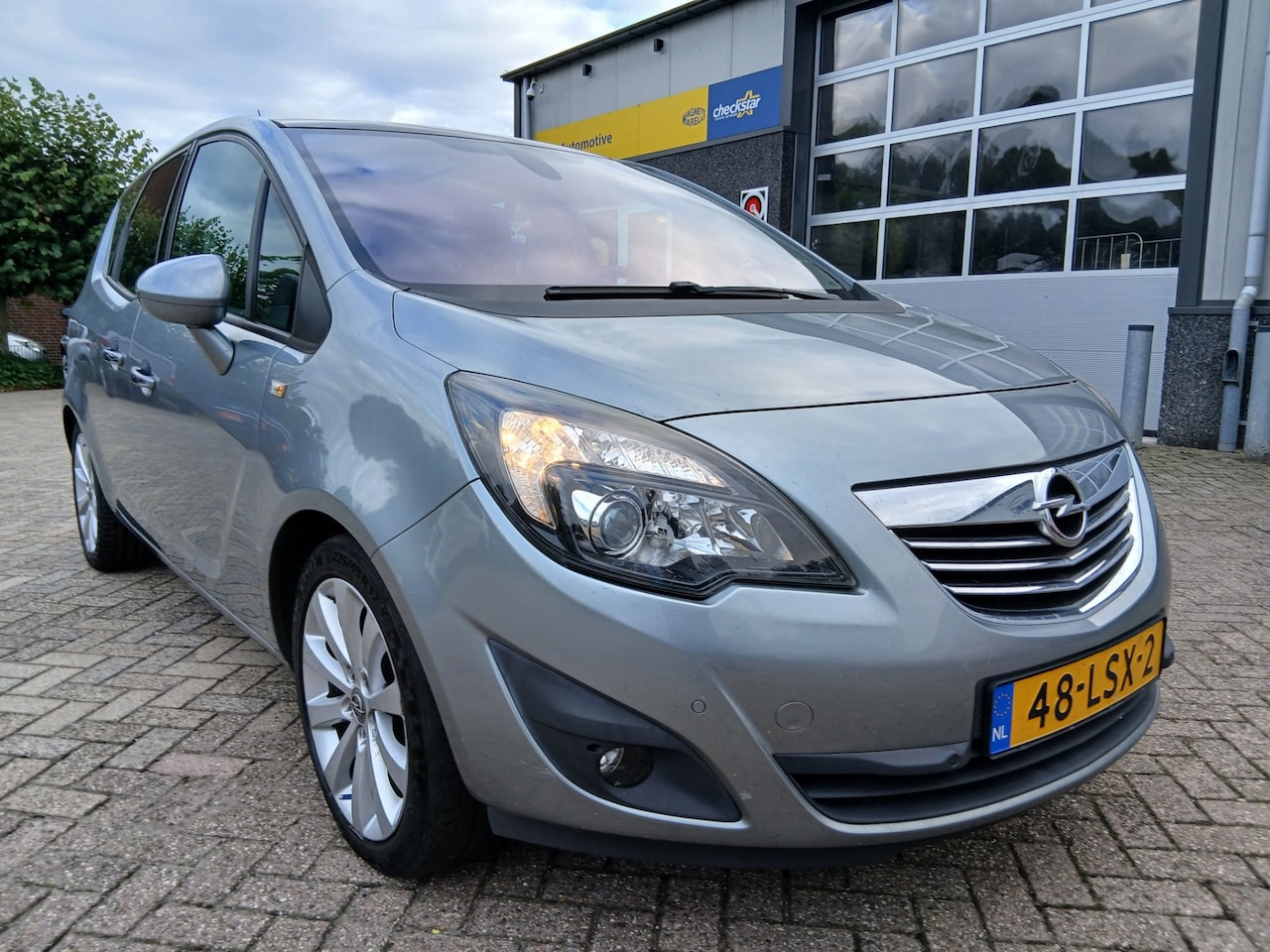 Opel Meriva - 1.4 Turbo Cosmo - Trekhaak - Panorama dak - AutoWereld.nl