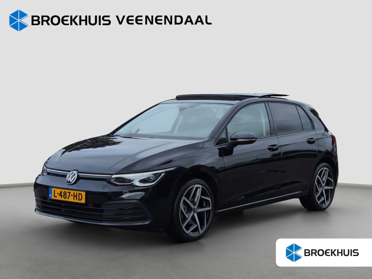 Volkswagen Golf - 1.5 TSI Panoramadak | LED | Camera | Stoelverwarming - AutoWereld.nl
