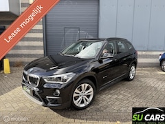 BMW X1 - sDrive18i High Executive|Cruise|Sensor|Stoelvrwarming