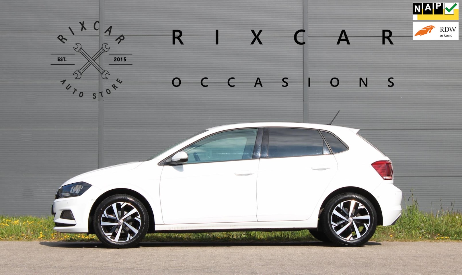 Volkswagen Polo - 1.0 TSI Highline AllSeason PDC Stoelverwarming - AutoWereld.nl